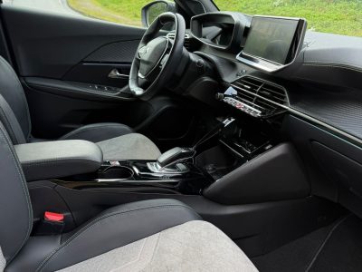 Peugeot e-2008